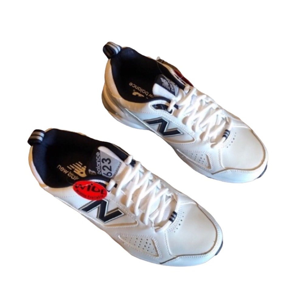 ⭐️Host Pick⭐️ New Balance Men’s White Cross Training Shoes